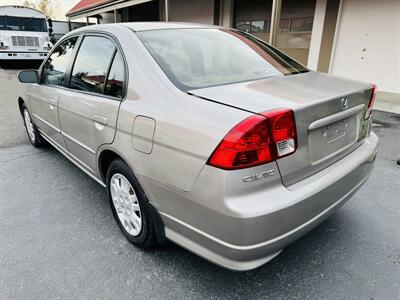 2004 Honda Civic LX Sedan   - Photo 5 - Kent, WA 98032