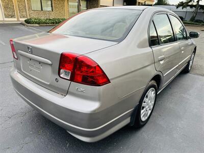 2004 Honda Civic LX Sedan   - Photo 3 - Kent, WA 98032