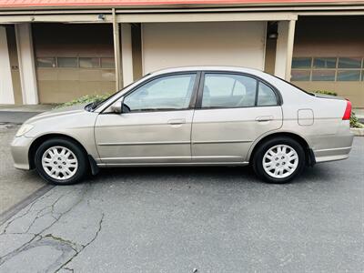 2004 Honda Civic LX Sedan   - Photo 2 - Kent, WA 98032