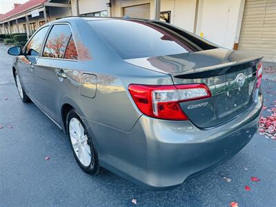 2012 Toyota Camry XLE 1 Owner   - Photo 3 - Kent, WA 98032