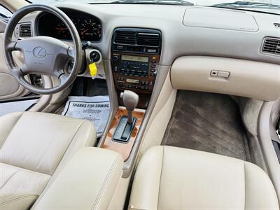 2000 Lexus ES 300 85k Miles   - Photo 13 - Kent, WA 98032