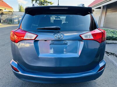 2013 Toyota RAV4 LE AWD   - Photo 4 - Kent, WA 98032