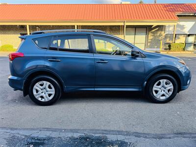 2013 Toyota RAV4 LE AWD   - Photo 6 - Kent, WA 98032