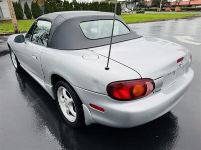 2000 Mazda MX-5 Miata Manual   - Photo 3 - Kent, WA 98032