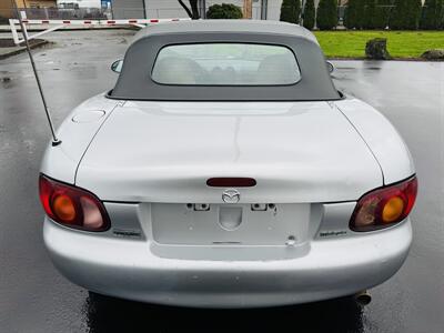 2000 Mazda MX-5 Miata Manual   - Photo 4 - Kent, WA 98032