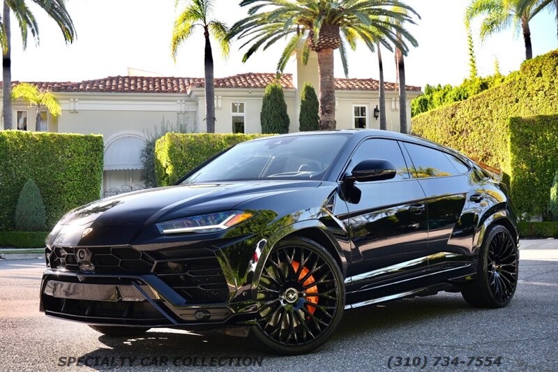 2019 Lamborghini Urus   - Photo 1 - West Hollywood, CA 90069