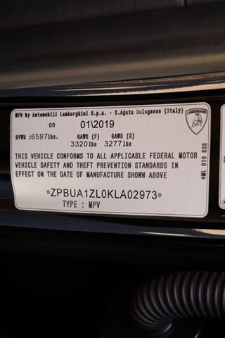 2019 Lamborghini Urus   - Photo 29 - West Hollywood, CA 90069
