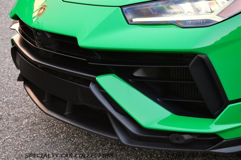 2023 Lamborghini Urus Performante   - Photo 10 - West Hollywood, CA 90069