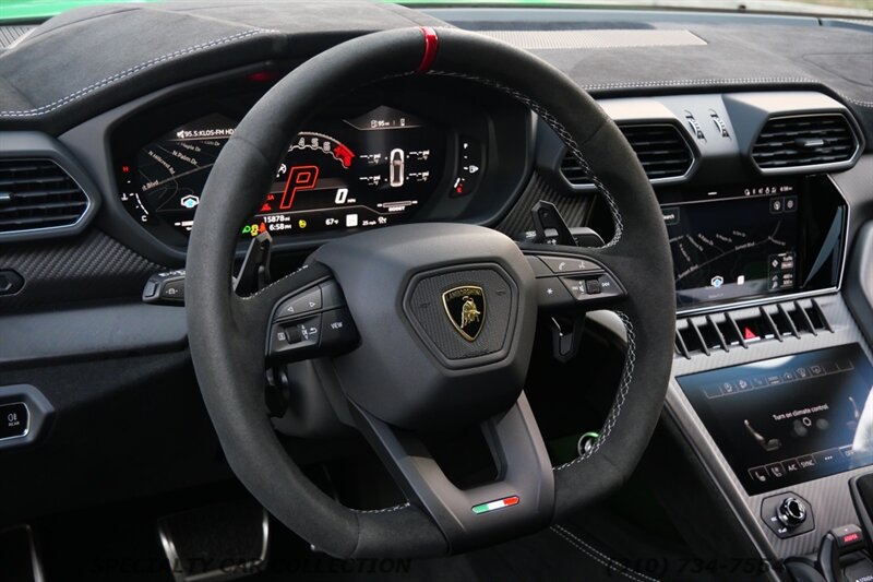 2023 Lamborghini Urus Performante   - Photo 26 - West Hollywood, CA 90069