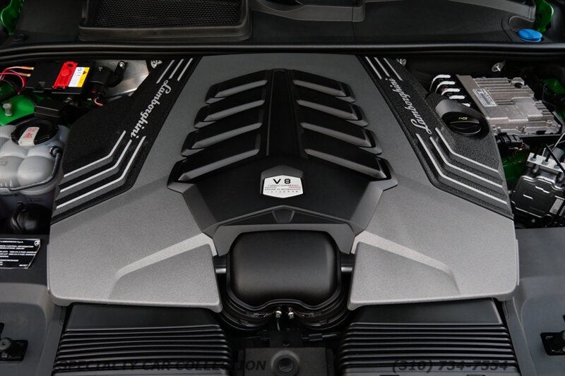 2023 Lamborghini Urus Performante   - Photo 39 - West Hollywood, CA 90069