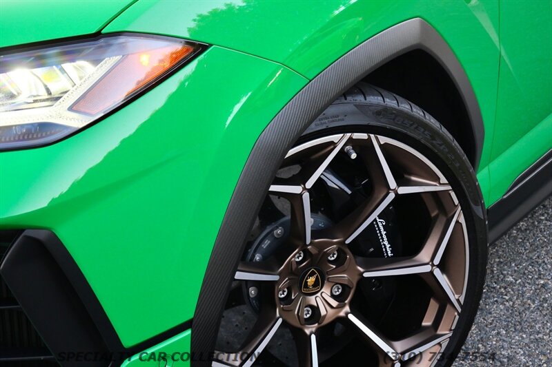 2023 Lamborghini Urus Performante   - Photo 11 - West Hollywood, CA 90069