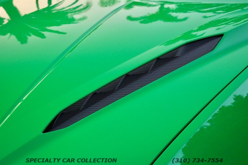 2023 Lamborghini Urus Performante   - Photo 12 - West Hollywood, CA 90069