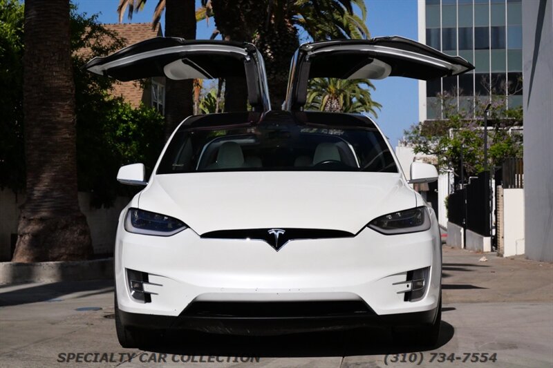 2018 Tesla Model X P100D   - Photo 3 - West Hollywood, CA 90069