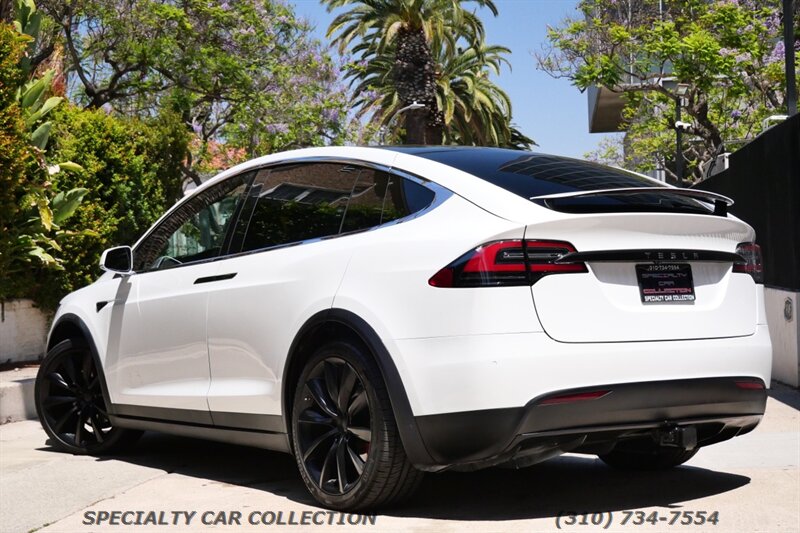2018 Tesla Model X P100D   - Photo 9 - West Hollywood, CA 90069