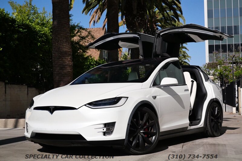 2018 Tesla Model X P100D   - Photo 2 - West Hollywood, CA 90069