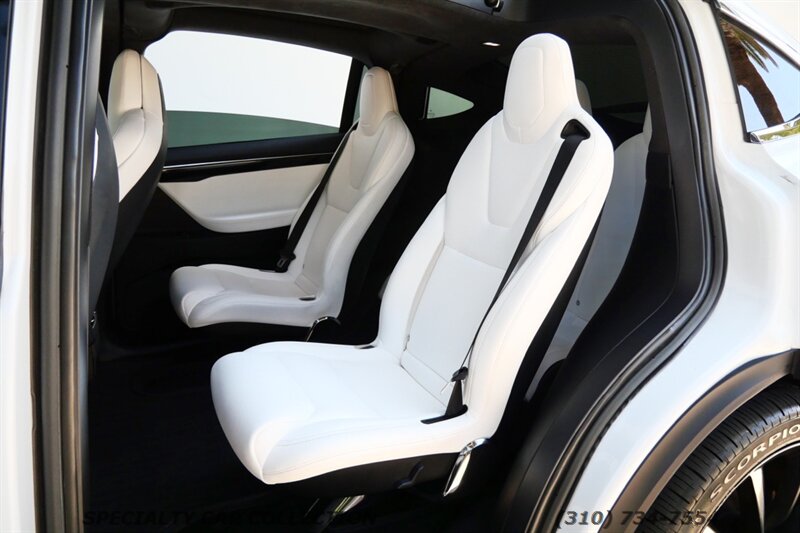 2018 Tesla Model X P100D   - Photo 22 - West Hollywood, CA 90069