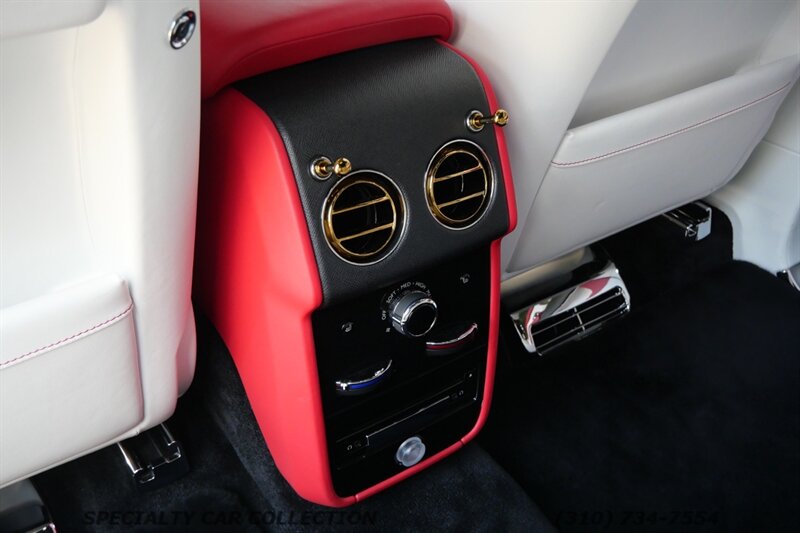 2024 Rolls-Royce Cullinan   - Photo 27 - West Hollywood, CA 90069