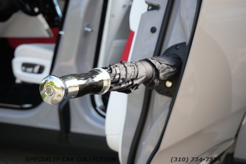 2024 Rolls-Royce Cullinan   - Photo 26 - West Hollywood, CA 90069