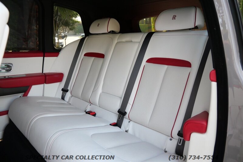 2024 Rolls-Royce Cullinan   - Photo 22 - West Hollywood, CA 90069