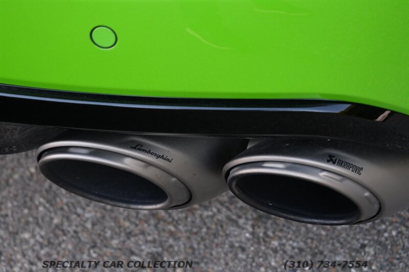 2022 Lamborghini Urus   - Photo 10 - West Hollywood, CA 90069