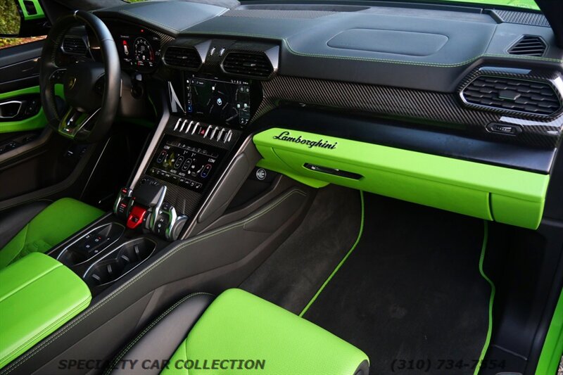 2022 Lamborghini Urus   - Photo 18 - West Hollywood, CA 90069