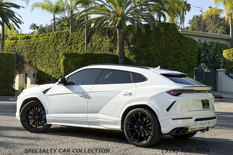 2022 Lamborghini Urus - Photo 8 - West Hollywood, CA 90069