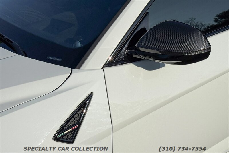 2022 Lamborghini Urus - Photo 12 - West Hollywood, CA 90069