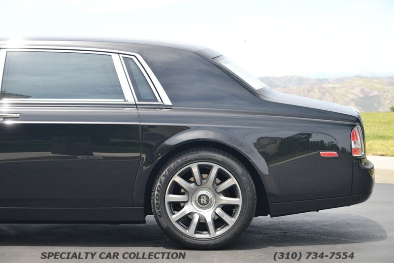 2017 Rolls-Royce Phantom EWB   - Photo 15 - West Hollywood, CA 90069