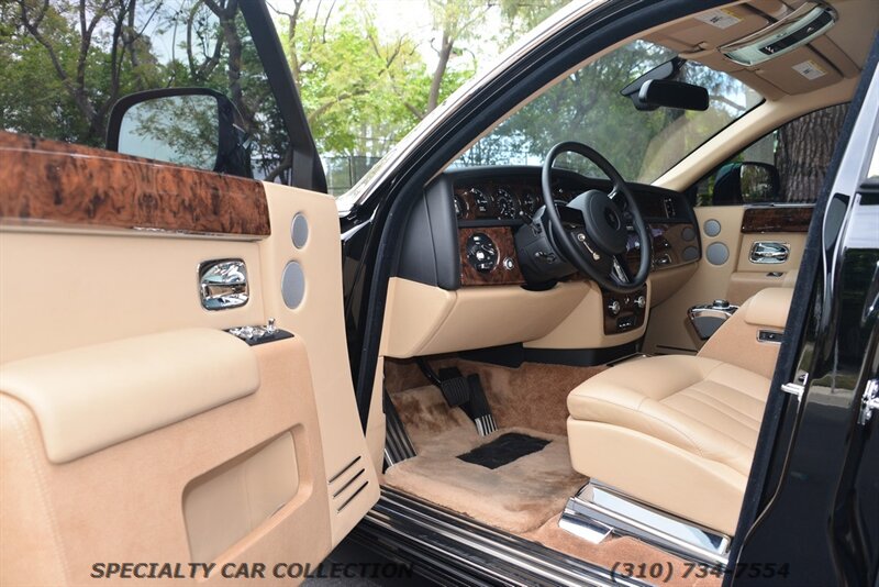 2017 Rolls-Royce Phantom EWB   - Photo 18 - West Hollywood, CA 90069