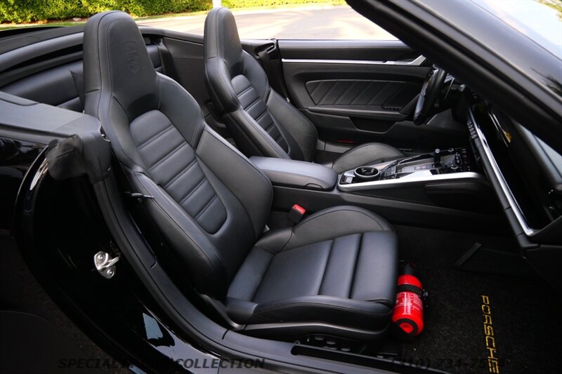 2021 Porsche 911 Turbo S Cabriolet   - Photo 16 - West Hollywood, CA 90069