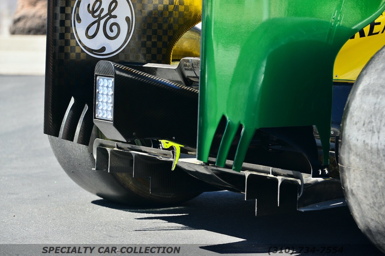 2013 Caterham CT03/05 Formula 1 Car   - Photo 22 - West Hollywood, CA 90069