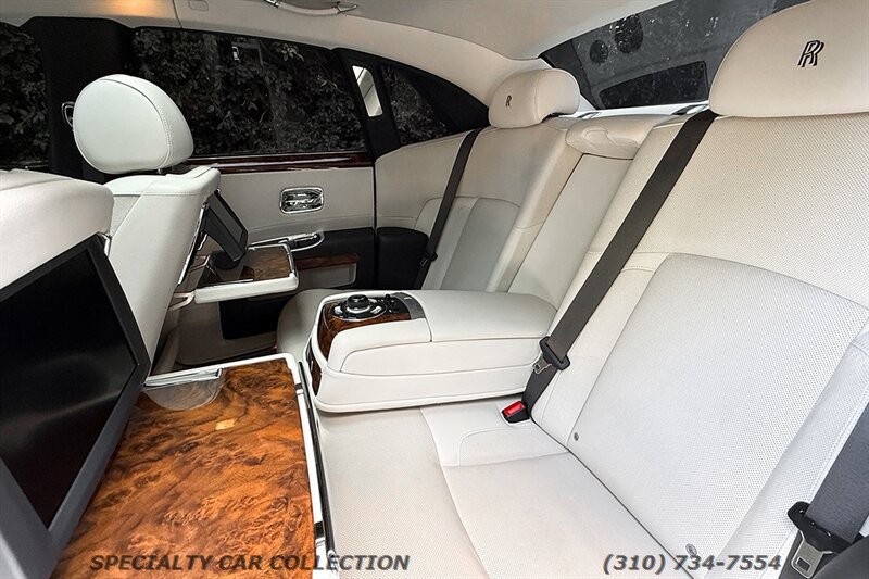 2012 Rolls-Royce Ghost   - Photo 22 - West Hollywood, CA 90069