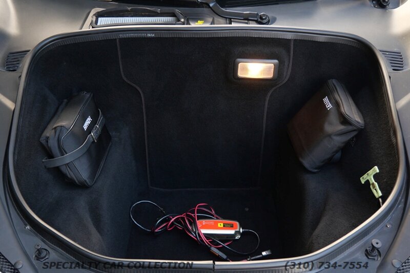 2013 Ferrari 458 Spider   - Photo 31 - West Hollywood, CA 90069