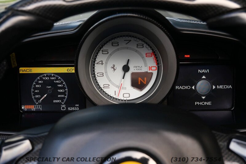 2013 Ferrari 458 Spider   - Photo 32 - West Hollywood, CA 90069