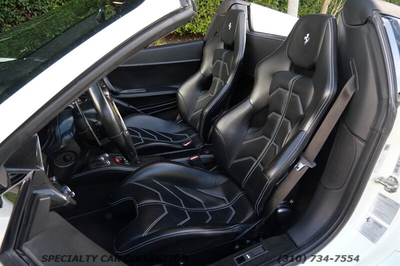 2013 Ferrari 458 Spider   - Photo 14 - West Hollywood, CA 90069