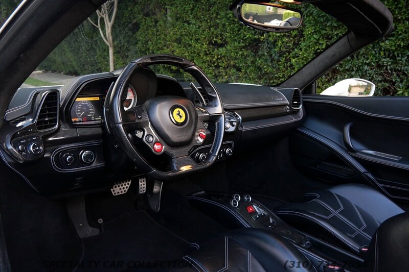 2013 Ferrari 458 Spider   - Photo 15 - West Hollywood, CA 90069