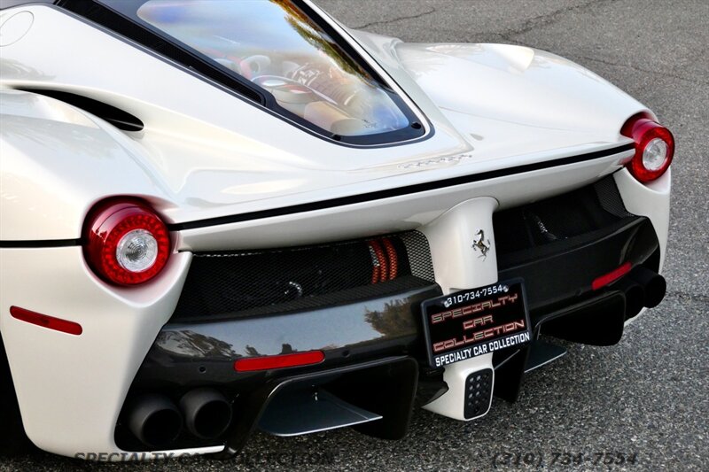 2017 Ferrari LaFerrari Aperta   - Photo 37 - West Hollywood, CA 90069