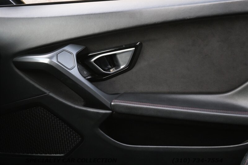 2017 Lamborghini Huracan LP 580-2 Spyder   - Photo 18 - West Hollywood, CA 90069