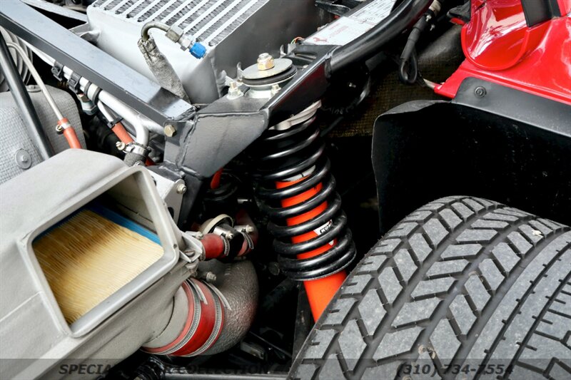 1991 Ferrari F40   - Photo 48 - West Hollywood, CA 90069