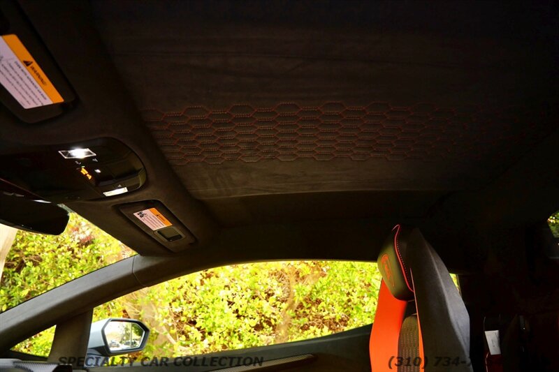 2026 Lamborghini Revuelto - Photo 34 - West Hollywood, CA 90069