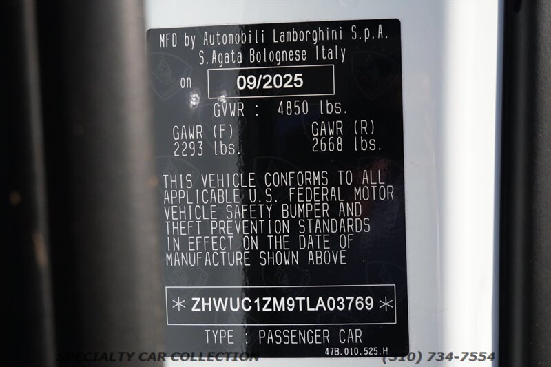 2026 Lamborghini Revuelto - Photo 40 - West Hollywood, CA 90069