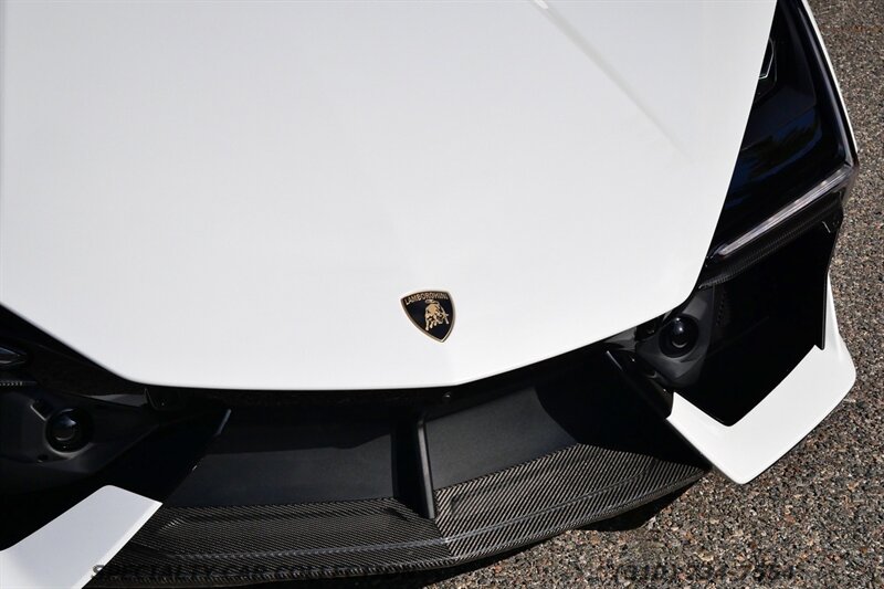 2026 Lamborghini Revuelto - Photo 18 - West Hollywood, CA 90069