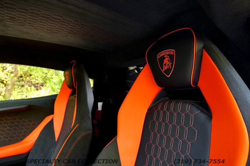 2026 Lamborghini Revuelto - Photo 33 - West Hollywood, CA 90069