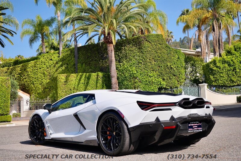 2026 Lamborghini Revuelto - Photo 12 - West Hollywood, CA 90069