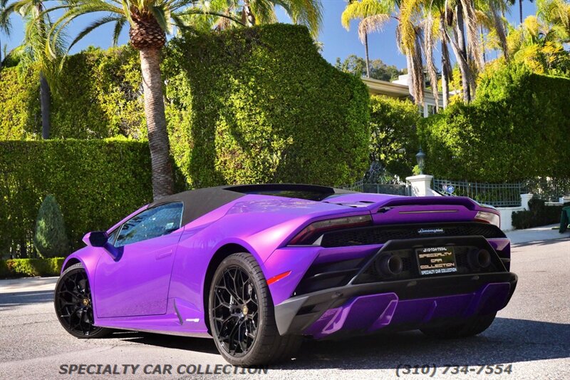 2023 Lamborghini Huracan EVO Spyder   - Photo 8 - West Hollywood, CA 90069