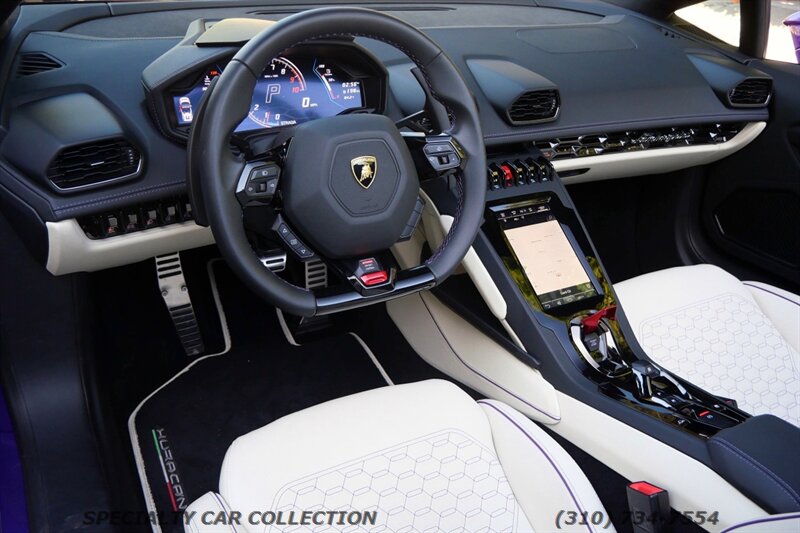 2023 Lamborghini Huracan EVO Spyder   - Photo 16 - West Hollywood, CA 90069