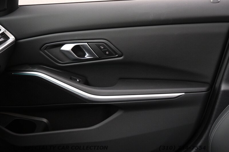 2025 BMW 330i   - Photo 17 - West Hollywood, CA 90069