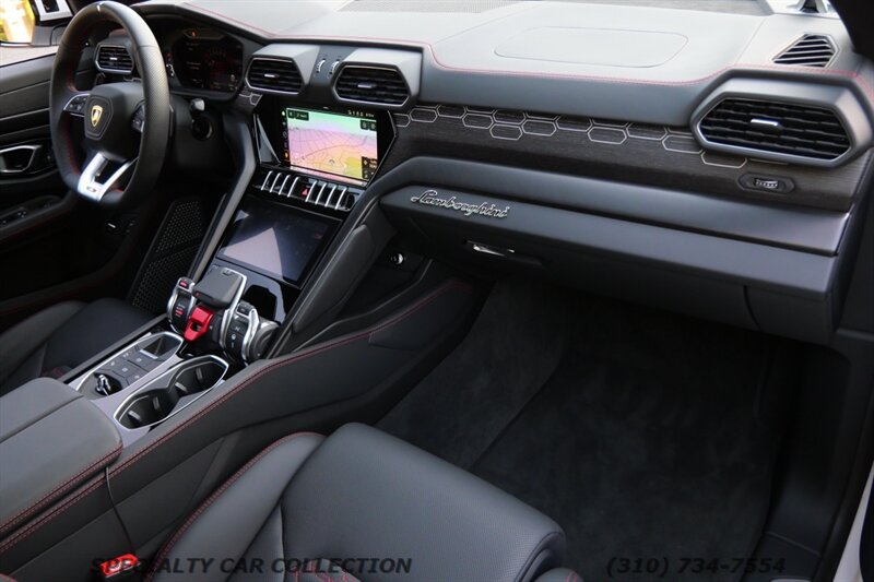 2024 Lamborghini Urus S   - Photo 24 - West Hollywood, CA 90069