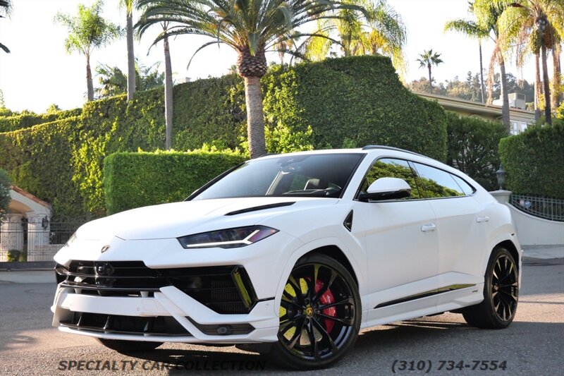 2024 Lamborghini Urus S   - Photo 1 - West Hollywood, CA 90069