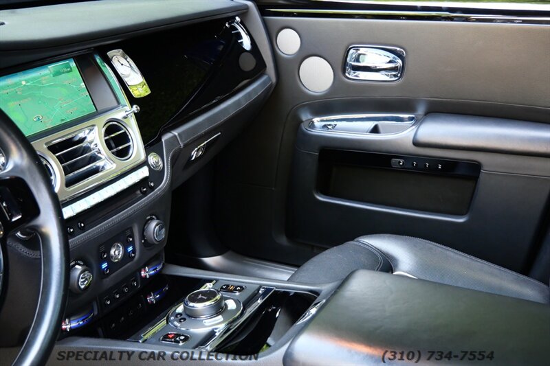 2016 Rolls-Royce Ghost   - Photo 16 - West Hollywood, CA 90069